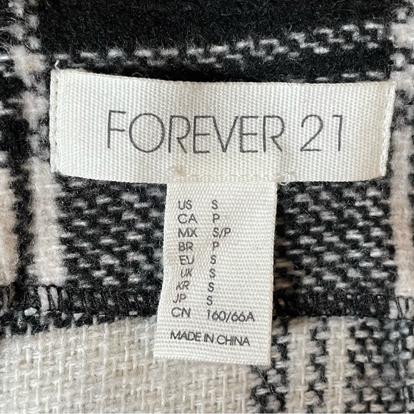 Forever 21 Women’s Wool Black and White Check Mini Skirt Back Zipper Sz Small - Picture 3 of 3